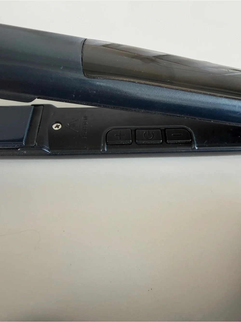 GrapheneMX 1-inch Styling Iron in Dark Blue